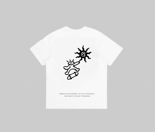 WHITE ICONIC T-SHIRT